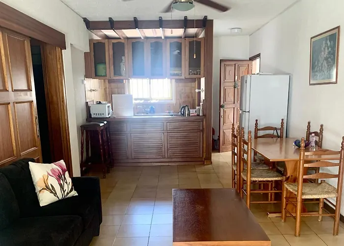 Апартаменти Sandy Sea View Pyla Ларнака